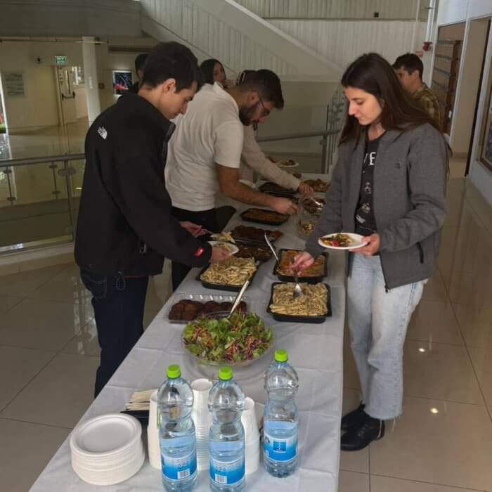 מפגש פתיחת שנה לסטודנטים לתארים מתקדמים בפקולטה